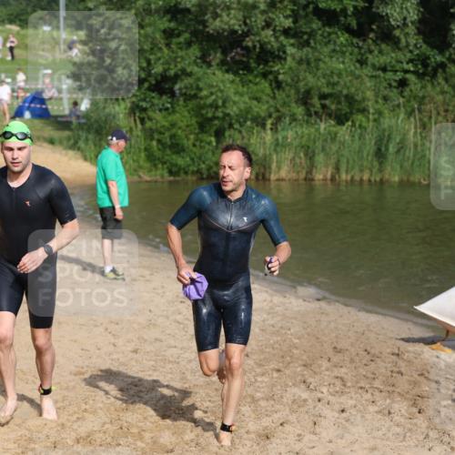 21.06.2026 - 29. Vierlanden-Triathlon Andreas Tolksdorf http://msf.ph/oto/9853547 21.06.2026 08:41:04 Schwimmen 99, 129, 132 meine-sportfotos.de