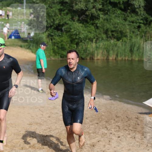 21.06.2026 - 29. Vierlanden-Triathlon Andreas Tolksdorf http://msf.ph/oto/9853552 21.06.2026 08:41:04 Schwimmen 99, 129, 132 meine-sportfotos.de