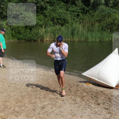 21.06.2026 - 29. Vierlanden-Triathlon Andreas Tolksdorf http://msf.ph/oto/9853597 21.06.2026 08:42:00 Schwimmen 38, 62, 67 meine-sportfotos.de