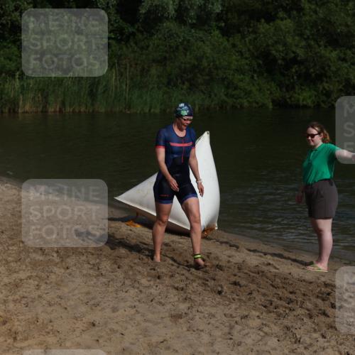 21.06.2026 - 29. Vierlanden-Triathlon Andreas Tolksdorf http://msf.ph/oto/9853606 21.06.2026 08:42:07 Schwimmen  meine-sportfotos.de