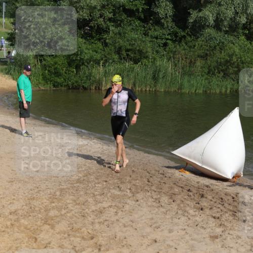 21.06.2026 - 29. Vierlanden-Triathlon Andreas Tolksdorf http://msf.ph/oto/9853624 21.06.2026 08:42:34 Schwimmen 148, 193, 210 meine-sportfotos.de