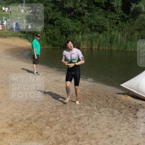 21.06.2026 - 29. Vierlanden-Triathlon Andreas Tolksdorf http://msf.ph/oto/9853639 21.06.2026 08:42:40 Schwimmen 27, 148, 193, 210 meine-sportfotos.de
