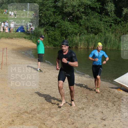 21.06.2026 - 29. Vierlanden-Triathlon Andreas Tolksdorf http://msf.ph/oto/9853691 21.06.2026 08:43:40 Schwimmen 42, 44, 88, 108, 154, 197 meine-sportfotos.de
