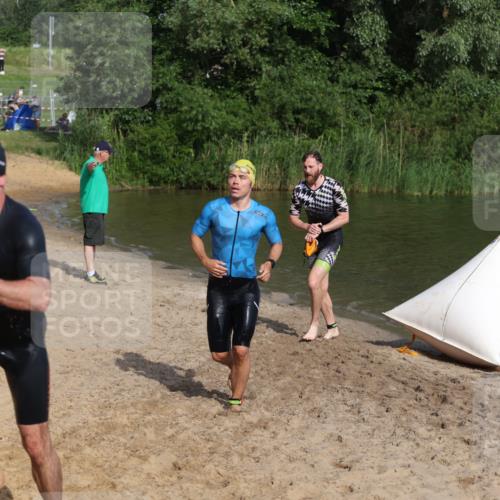 21.06.2026 - 29. Vierlanden-Triathlon Andreas Tolksdorf http://msf.ph/oto/9853703 21.06.2026 08:43:41 Schwimmen 42, 44, 88, 108, 154, 197 meine-sportfotos.de