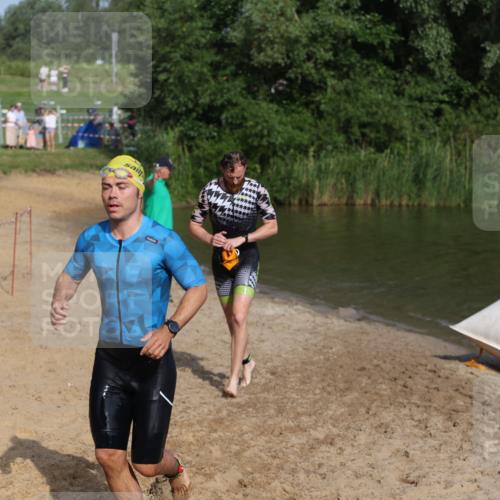 21.06.2026 - 29. Vierlanden-Triathlon Andreas Tolksdorf http://msf.ph/oto/9853708 21.06.2026 08:43:43 Schwimmen 44, 88, 108, 154, 197, 1355 meine-sportfotos.de
