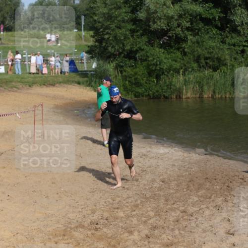 21.06.2026 - 29. Vierlanden-Triathlon Andreas Tolksdorf http://msf.ph/oto/9853759 21.06.2026 08:44:12 Schwimmen 4, 29, 34, 202 meine-sportfotos.de
