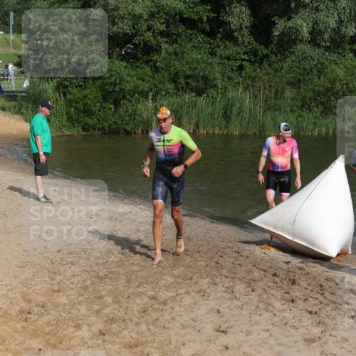 21.06.2026 - 29. Vierlanden-Triathlon Andreas Tolksdorf http://msf.ph/oto/9853773 21.06.2026 08:44:22 Schwimmen 142, 196, 202 meine-sportfotos.de