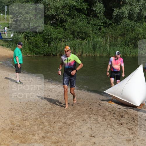 21.06.2026 - 29. Vierlanden-Triathlon Andreas Tolksdorf http://msf.ph/oto/9853774 21.06.2026 08:44:22 Schwimmen 142, 196, 202 meine-sportfotos.de