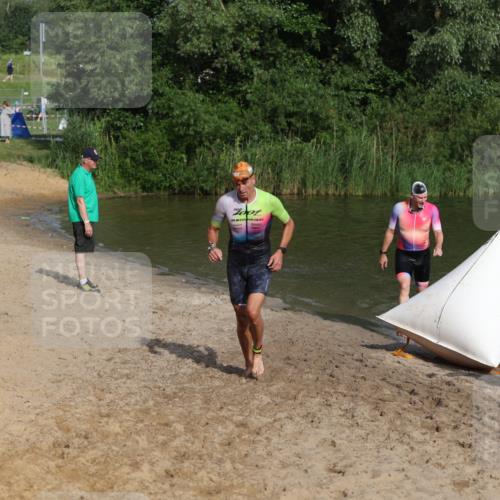 21.06.2026 - 29. Vierlanden-Triathlon Andreas Tolksdorf http://msf.ph/oto/9853777 21.06.2026 08:44:22 Schwimmen 142, 196, 202 meine-sportfotos.de