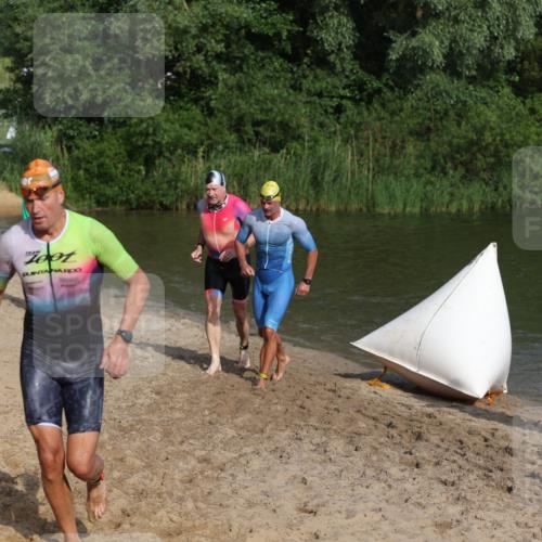 21.06.2026 - 29. Vierlanden-Triathlon Andreas Tolksdorf http://msf.ph/oto/9853785 21.06.2026 08:44:24 Schwimmen 142, 196, 202 meine-sportfotos.de