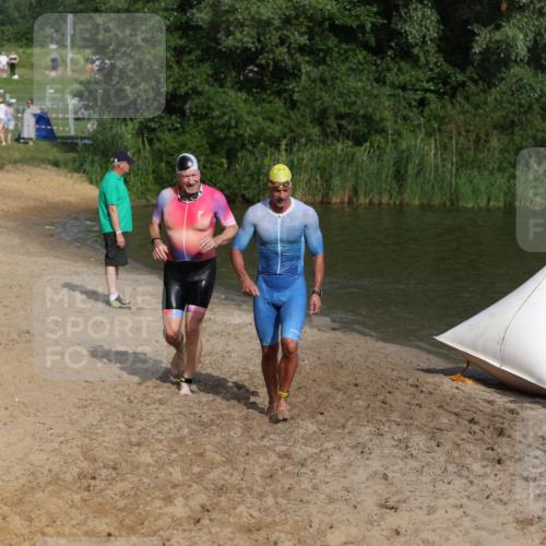 21.06.2026 - 29. Vierlanden-Triathlon Andreas Tolksdorf http://msf.ph/oto/9853795 21.06.2026 08:44:26 Schwimmen 142, 196, 202 meine-sportfotos.de