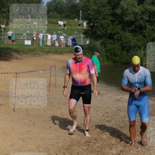 21.06.2026 - 29. Vierlanden-Triathlon Andreas Tolksdorf http://msf.ph/oto/9853803 21.06.2026 08:44:28 Schwimmen 39, 142, 196 meine-sportfotos.de