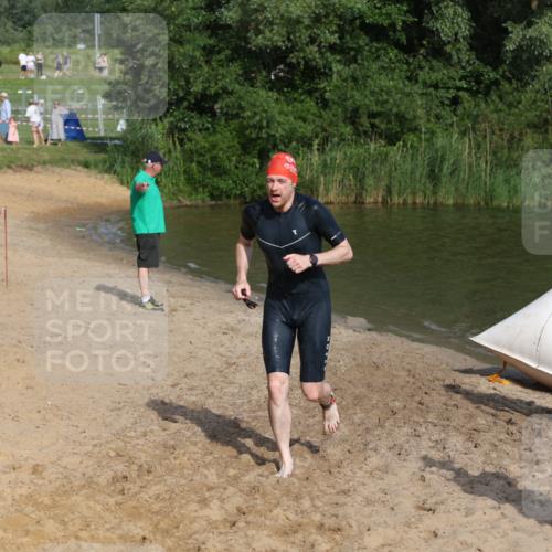 21.06.2026 - 29. Vierlanden-Triathlon Andreas Tolksdorf http://msf.ph/oto/9853837 21.06.2026 08:44:47 Schwimmen 104, 160, 184 meine-sportfotos.de