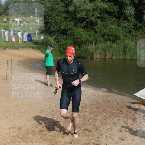 21.06.2026 - 29. Vierlanden-Triathlon Andreas Tolksdorf http://msf.ph/oto/9853842 21.06.2026 08:44:47 Schwimmen 104, 160, 184 meine-sportfotos.de