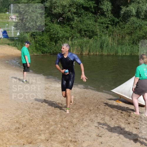21.06.2026 - 29. Vierlanden-Triathlon Andreas Tolksdorf http://msf.ph/oto/9853860 21.06.2026 08:44:52 Schwimmen 184 meine-sportfotos.de