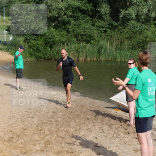 21.06.2026 - 29. Vierlanden-Triathlon Andreas Tolksdorf http://msf.ph/oto/9853876 21.06.2026 08:45:13 Schwimmen 69, 219 meine-sportfotos.de