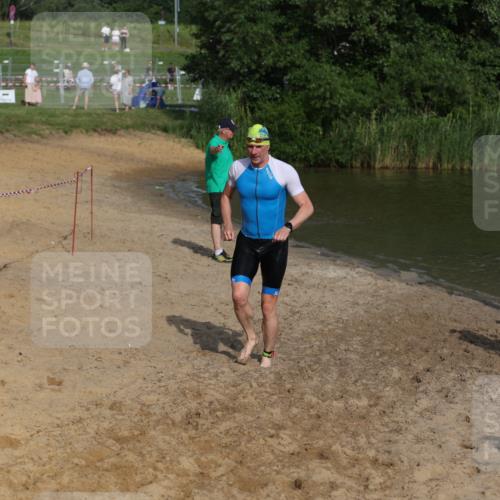 21.06.2026 - 29. Vierlanden-Triathlon Andreas Tolksdorf http://msf.ph/oto/9853922 21.06.2026 08:45:43 Schwimmen 89, 141, 147, 165 meine-sportfotos.de