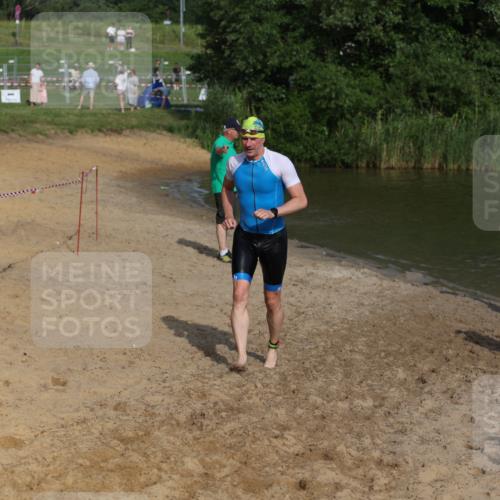 21.06.2026 - 29. Vierlanden-Triathlon Andreas Tolksdorf http://msf.ph/oto/9853923 21.06.2026 08:45:43 Schwimmen 89, 141, 147, 165 meine-sportfotos.de