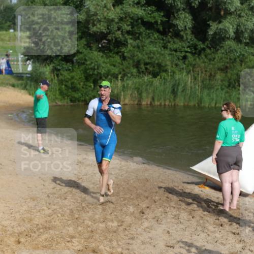 21.06.2026 - 29. Vierlanden-Triathlon Andreas Tolksdorf http://msf.ph/oto/9853935 21.06.2026 08:45:45 Schwimmen 89, 141, 147, 165 meine-sportfotos.de