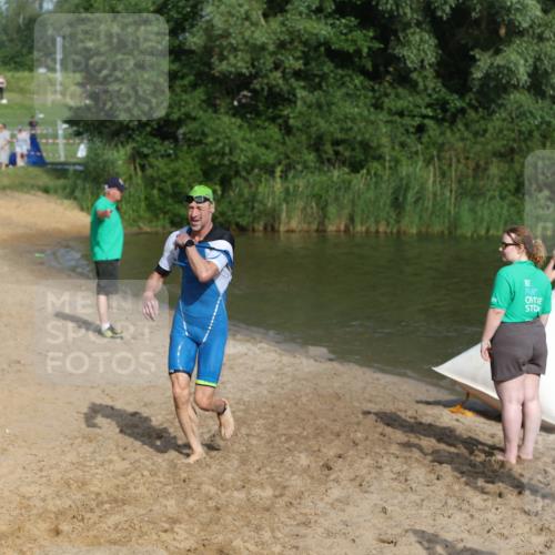21.06.2026 - 29. Vierlanden-Triathlon Andreas Tolksdorf http://msf.ph/oto/9853944 21.06.2026 08:45:46 Schwimmen 89, 141, 147, 165 meine-sportfotos.de