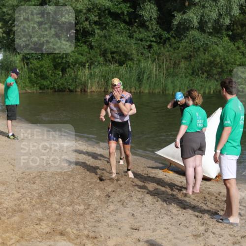 21.06.2026 - 29. Vierlanden-Triathlon Andreas Tolksdorf http://msf.ph/oto/9853957 21.06.2026 08:45:49 Schwimmen 89, 131, 147, 165 meine-sportfotos.de