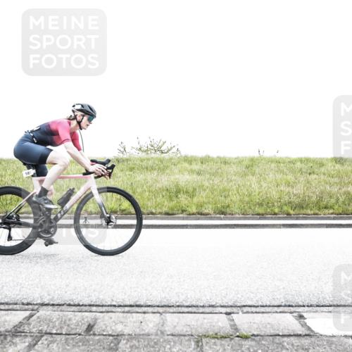 21.06.2026 - 29. Vierlanden-Triathlon H.Heesch http://msf.ph/oto/9853973 21.06.2026 10:29:31 Radfahren 15, 35, 516, 519, 533, 581 meine-sportfotos.de