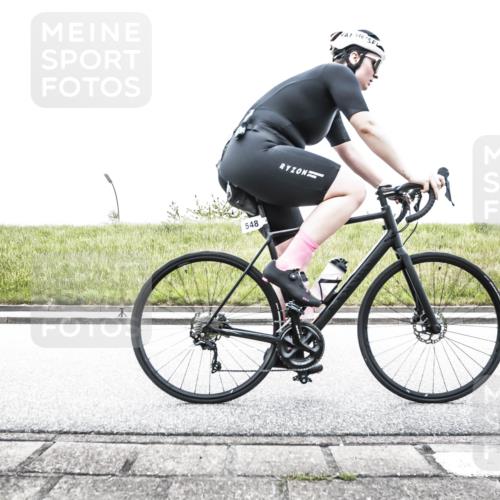 21.06.2026 - 29. Vierlanden-Triathlon H.Heesch http://msf.ph/oto/9853986 21.06.2026 10:29:55 Radfahren 22, 56, 113, 492, 502, 518, 548, 571 meine-sportfotos.de