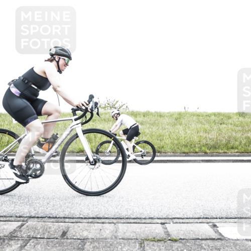21.06.2026 - 29. Vierlanden-Triathlon H.Heesch http://msf.ph/oto/9853994 21.06.2026 10:30:09 Radfahren 2, 72, 274, 284, 300, 304, 497, 572 meine-sportfotos.de