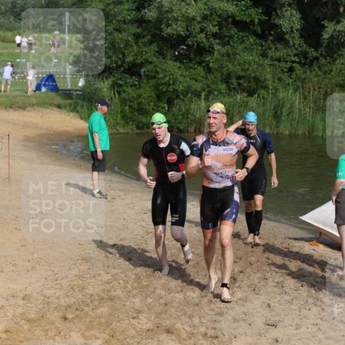 21.06.2026 - 29. Vierlanden-Triathlon Andreas Tolksdorf http://msf.ph/oto/9853995 21.06.2026 08:45:51 Schwimmen 84, 89, 131, 147, 165 meine-sportfotos.de