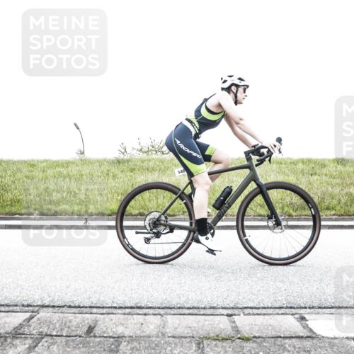 21.06.2026 - 29. Vierlanden-Triathlon H.Heesch http://msf.ph/oto/9854000 21.06.2026 10:30:16 Radfahren 284, 300, 522, 539, 546, 568 meine-sportfotos.de