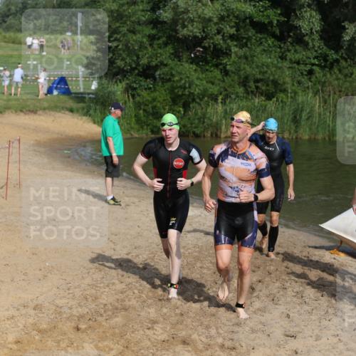 21.06.2026 - 29. Vierlanden-Triathlon Andreas Tolksdorf http://msf.ph/oto/9854006 21.06.2026 08:45:51 Schwimmen 84, 89, 131, 147, 165 meine-sportfotos.de