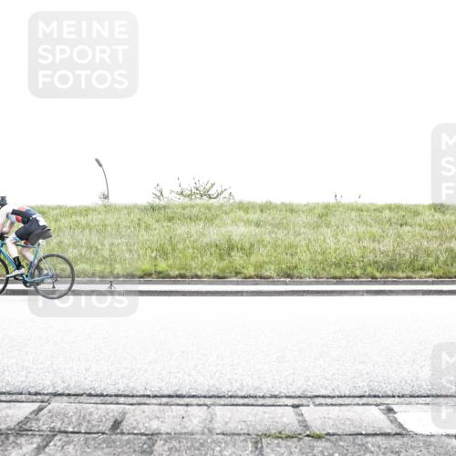 21.06.2026 - 29. Vierlanden-Triathlon H.Heesch http://msf.ph/oto/9854011 21.06.2026 10:30:37 Radfahren 158, 307, 365, 556, 579 meine-sportfotos.de