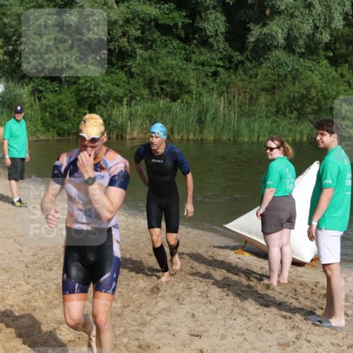 21.06.2026 - 29. Vierlanden-Triathlon Andreas Tolksdorf http://msf.ph/oto/9854032 21.06.2026 08:45:53 Schwimmen 84, 89, 131, 147 meine-sportfotos.de