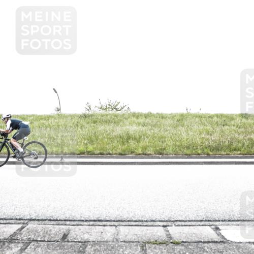 21.06.2026 - 29. Vierlanden-Triathlon H.Heesch http://msf.ph/oto/9854035 21.06.2026 10:31:19 Radfahren 229, 265, 280, 498, 612 meine-sportfotos.de