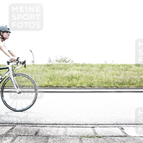 21.06.2026 - 29. Vierlanden-Triathlon H.Heesch http://msf.ph/oto/9854039 21.06.2026 10:31:34 Radfahren 145, 221, 337, 489, 510 meine-sportfotos.de