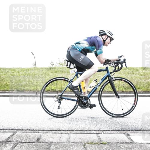21.06.2026 - 29. Vierlanden-Triathlon H.Heesch http://msf.ph/oto/9854053 21.06.2026 10:31:59 Radfahren 52, 62, 137, 138, 213, 332, 441 meine-sportfotos.de