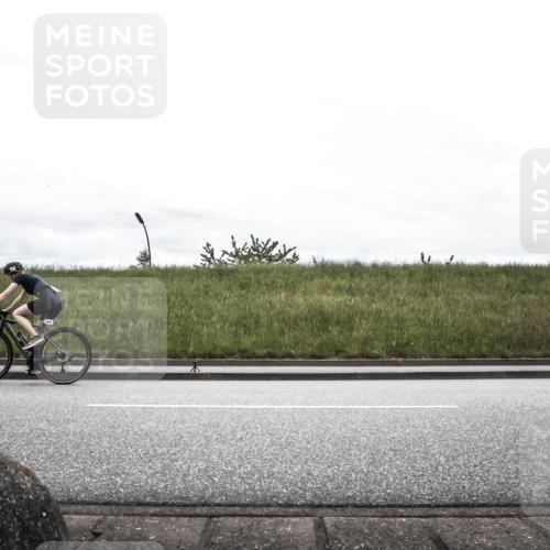 21.06.2026 - 29. Vierlanden-Triathlon H.Heesch http://msf.ph/oto/9854088 21.06.2026 12:06:18 Radfahren 752, 829, 837, 913, 958 meine-sportfotos.de