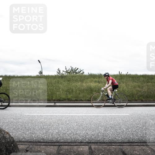 21.06.2026 - 29. Vierlanden-Triathlon H.Heesch http://msf.ph/oto/9854113 21.06.2026 12:06:53 Radfahren 281, 638, 739, 769, 771, 834, 847, 856, 861, 889, 910, 911, 914, 946, 974 meine-sportfotos.de
