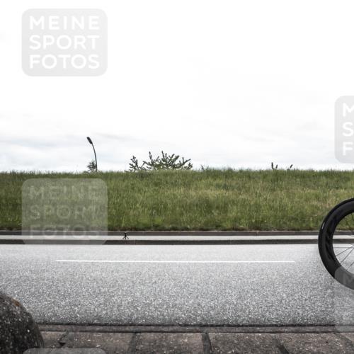 21.06.2026 - 29. Vierlanden-Triathlon H.Heesch http://msf.ph/oto/9854124 21.06.2026 12:07:01 Radfahren 638, 739, 768, 769, 847, 910, 946, 952, 953 meine-sportfotos.de