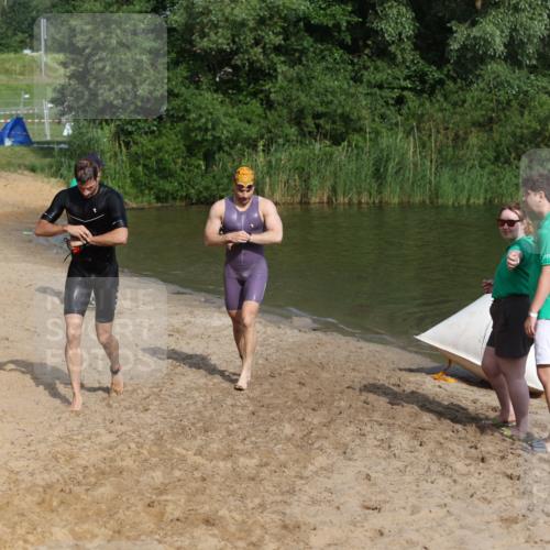 21.06.2026 - 29. Vierlanden-Triathlon Andreas Tolksdorf http://msf.ph/oto/9854141 21.06.2026 08:46:26 Schwimmen 35, 96 meine-sportfotos.de
