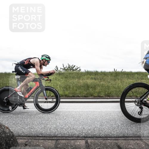 21.06.2026 - 29. Vierlanden-Triathlon H.Heesch http://msf.ph/oto/9854144 21.06.2026 12:07:27 Radfahren 670, 757, 790, 908, 912, 924, 926, 933, 934, 935, 938, 943, 962, 967 meine-sportfotos.de