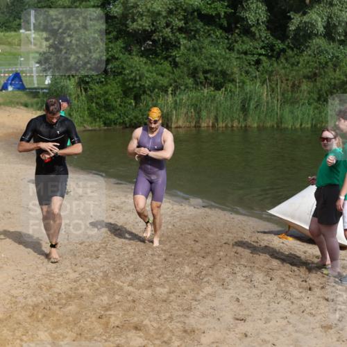 21.06.2026 - 29. Vierlanden-Triathlon Andreas Tolksdorf http://msf.ph/oto/9854151 21.06.2026 08:46:26 Schwimmen 35, 96 meine-sportfotos.de