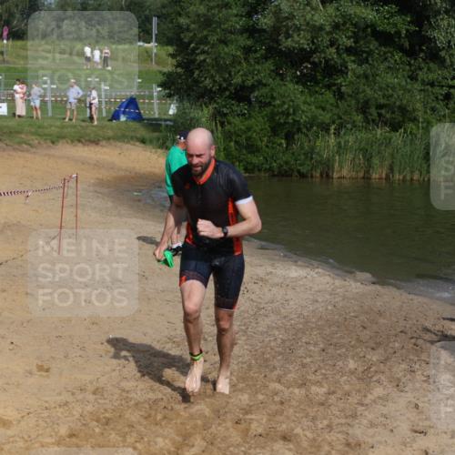 21.06.2026 - 29. Vierlanden-Triathlon Andreas Tolksdorf http://msf.ph/oto/9854155 21.06.2026 08:46:40 Schwimmen 159, 220 meine-sportfotos.de