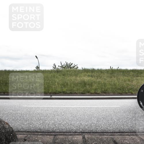 21.06.2026 - 29. Vierlanden-Triathlon H.Heesch http://msf.ph/oto/9854170 21.06.2026 12:07:48 Radfahren 748, 816, 871, 977 meine-sportfotos.de