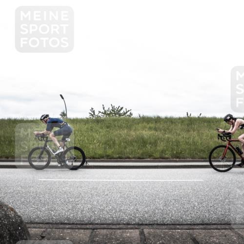 21.06.2026 - 29. Vierlanden-Triathlon H.Heesch http://msf.ph/oto/9854171 21.06.2026 12:07:54 Radfahren 691, 728, 748, 816, 871, 899 meine-sportfotos.de