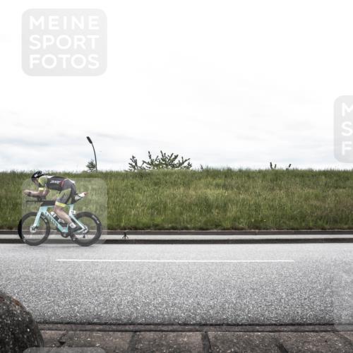 21.06.2026 - 29. Vierlanden-Triathlon H.Heesch http://msf.ph/oto/9854174 21.06.2026 12:08:01 Radfahren 674, 682, 691, 728, 884, 895, 899, 922, 945, 960 meine-sportfotos.de