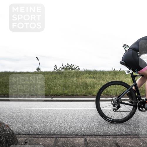 21.06.2026 - 29. Vierlanden-Triathlon H.Heesch http://msf.ph/oto/9854179 21.06.2026 12:08:05 Radfahren 674, 682, 884, 895, 907, 922, 945, 960, 981 meine-sportfotos.de