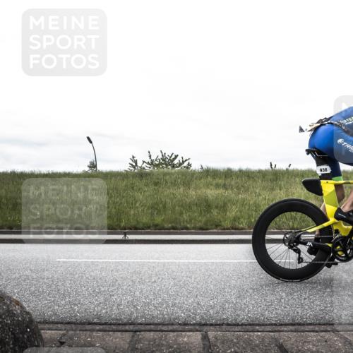 21.06.2026 - 29. Vierlanden-Triathlon H.Heesch http://msf.ph/oto/9854190 21.06.2026 12:08:17 Radfahren 793, 854, 865, 916, 936, 948, 949, 973 meine-sportfotos.de
