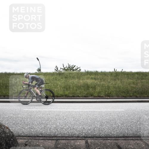 21.06.2026 - 29. Vierlanden-Triathlon H.Heesch http://msf.ph/oto/9854196 21.06.2026 12:08:29 Radfahren 246, 937 meine-sportfotos.de