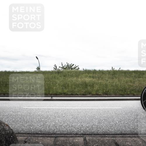 21.06.2026 - 29. Vierlanden-Triathlon H.Heesch http://msf.ph/oto/9854198 21.06.2026 12:08:31 Radfahren 246, 937 meine-sportfotos.de